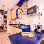 Nautilus 6 *