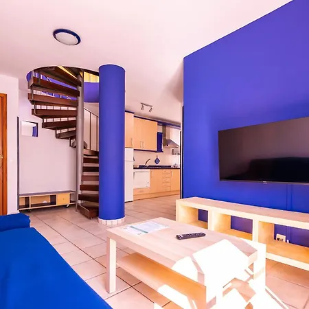 Nautilus 6 Apartment *